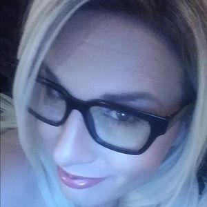 Meet your Posher, Roy